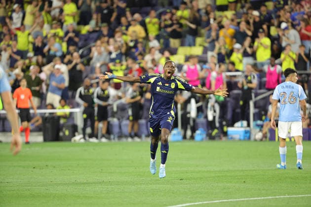 May 23, 2026: Nashville SC defender Maxwell Woledzi (3) celebrates after scoring his first goal of the season during a MLS, Fussball Herren, USA match between New York City FC and Nashville SC at Geodis Park in Nashville, TN. CSM Nashville United States of America - ZUMAc04_ 20260523_zma_c04_095 Copyright: xStephenxFurstx