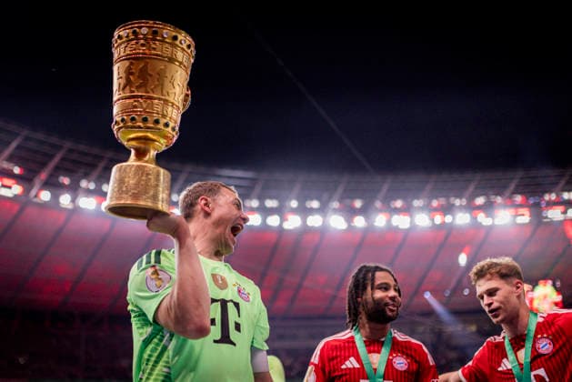 Berlin, Germany 23rd May 2026 Cheering Manuel Neuer FCB with trophy Bayern Munich VfB Stuttgart 23 05 2026