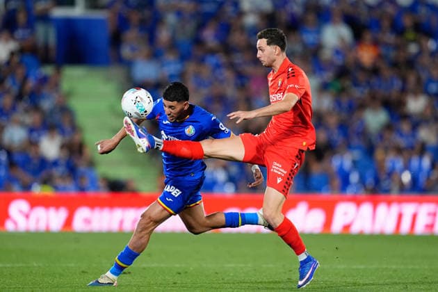 May 23, 2026, Getafe, Madrid, Spain: Raul Garcia of CA Osasuna and Abdel Abqar of Getafe CF compete for the ball during the Spanish League, LaLiga EA Sports, football match played between Getafe CF and CA Osasuna at Coliseum de Getafe stadium on May 23, 2026, in Getafe, Spain. Getafe CF V CA Osasuna - LaLiga EA Sports  - ZUMAa181 20260523_zaa_a181_209 Copyright: xDennisxAgyemanx