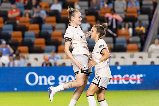 May 23, 2026, Houston, Texas, USA: Angel City attacker CASEY PHAIR (9) celebrates a goal with teammate midfielder MAIARA NIEHUES (12) during the first half of an NWSL match between Angel City FC and the Houston Dash on May 23, 2026, at Shell Energy Stadium in Houston, Texas. Houston USA - ZUMAg287 20260523_zsp_g287_008 Copyright: xMatthewxGuzmanx
