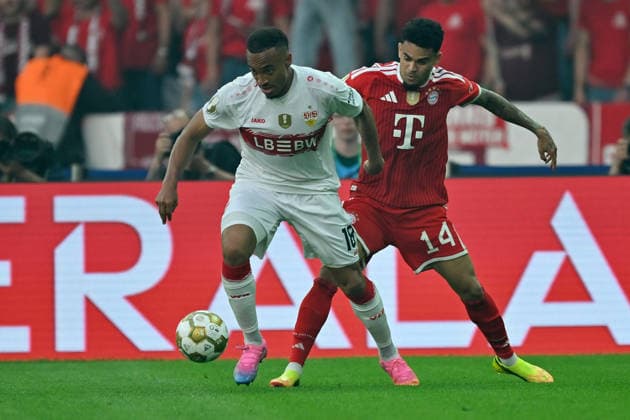 (260524) -- BERLIN, May 24, 2026 -- Luis Diaz (R) of Bayern Munich vies with Jamie Leweling of VfB Stuttgart during the German Cup football final match between Bayern Munich and VfB Stuttgart in Berlin, Germany, May 23, 2026. (Photo by Xinhua) (SP)GERMANY-BERLIN-FOOTBALL-GERMAN CUP-BAYERN MUNICH VS STUTTGART UlrichxHufnagel 
