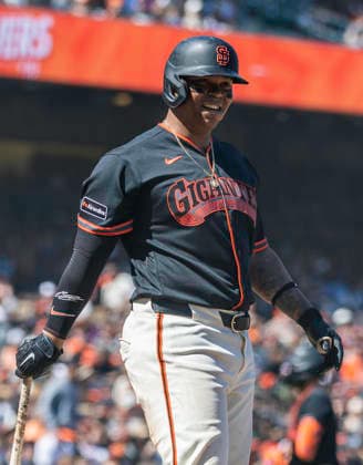 MLB, Baseball Herren, USA 2026: Chicago Vs San Francisco MAY 23 May 23 2026 San Francisco first baseman Rafael Devers (16)up at bat during the MLB game between Chicago White Sox and the San Francisco Giants. Thurman James CSM (Credit Image: Â Thurman James Cal Media) San Francisco Ca USA EDITORIAL USE ONLY Copyright: xx ZUMA-20260523_zma_c04_130.jpg ThurmanxJamesx csmphotothree491550