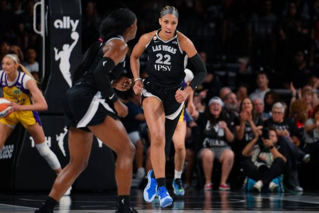May 23, 2026, Las Vegas, Nevada, USA: A JA WILSON 22 (C) of The Las Vegas Aces competes against the Los Angeles sparks during WNBA, Basketball Damen, USA regular-season game at Michelob ULTRA Arena in Las Vegas. Las Vegas USA - ZUMAo117 20260523_zsp_o117_015 Copyright: xMikaelxOnax