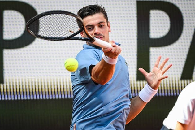 May 24, 2026, Paris, France, France: Arthur GEA of France during the first day of the Roland-Garros 2026, French Open 2026, Grand Slam tennis tournament at Roland-Garros Stadium on May 24, 2026 in Paris, France. Paris France - ZUMAm308 20260524_zsp_m308_001 Copyright: xMatthieuxMirvillex