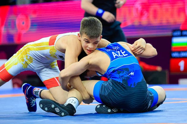 U15 Wrestling European Championships 41kg FS Simeon Radoslavov Velikov BUL df Elman Kamran Ismayilov AZE Copyright: xKostadinxAndonov xUnitedxWorldxWrestlingx Kostadin Andonov United World Wrestling
