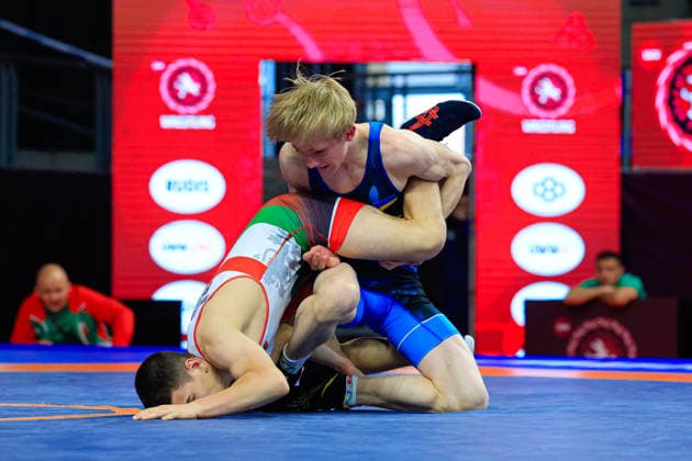 U15 Wrestling European Championships 57kg FS Yurii Symak UKR df Emre Erkanov Myumyunov BUL Copyright: xKostadinxAndonov xUnitedxWorldxWrestlingx Kostadin Andonov United World Wrestling