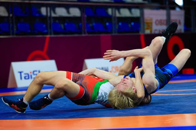 U15 Wrestling European Championships 57kg FS Yurii Symak UKR df Emre Erkanov Myumyunov BUL Copyright: xKostadinxAndonov xUnitedxWorldxWrestlingx Kostadin Andonov United World Wrestling