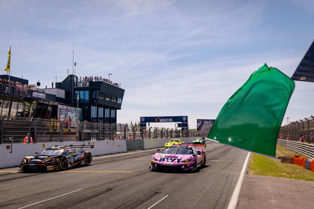 DTM, 3. + 4. Rennen Zandvoort 2026 25 McLaren 720S GT3 Evo, Dörr Motorsport: Ben Dörr, 14 Ferrari 296 GT3 EVO, EMIL FREY RACING: Matteo Cairoli- picture by Gruppe C Photography Zandvoort Circuit Park Zandvoort Netherlands Copyright: xGruppexCxPhotographyx