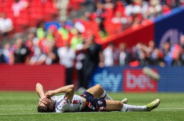 Ruben Rodrigues of Bolton Wanderers goes down claiming an off the ball elbow to the face Bolton Wanderers v Stockport County, EFL Sky Bet League One, Play-Off Final, Football, Wembley Stadium, London, UK - 24 May 2026London Wembley Stadium United Kingdom EDITORIAL USE ONLY No use with unauthorised audio, video, data, fixture lists, club league logos or live services. Online in-match use limited to 120 images, no video emulation. No use in betting, games or single club league player publications.  Copyright: xAndrewxFosker Shutterstockx 16889807au