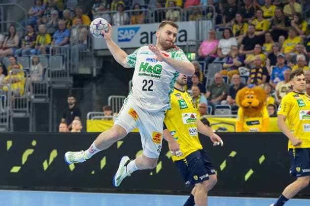 24 05 2026, xgox, Handball Daikin HBL Rhein Neckar Löwen SC Magdeburg emspor, v l Lukas Mertens Magdeburg, 22 throws goal, Torschuetze, scores goal, Treffer, scores the goal Mannheim