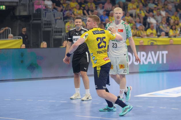24 05 2026, xtgx, Handball, Daikin HBL, Rhein Neckar Löwen SC Magdeburg v l Haukur Thrastarson Rhein Neckar Loewen, 25 throws goal, Torschuetze, scores goal, Treffer, scores the goal Mannheim