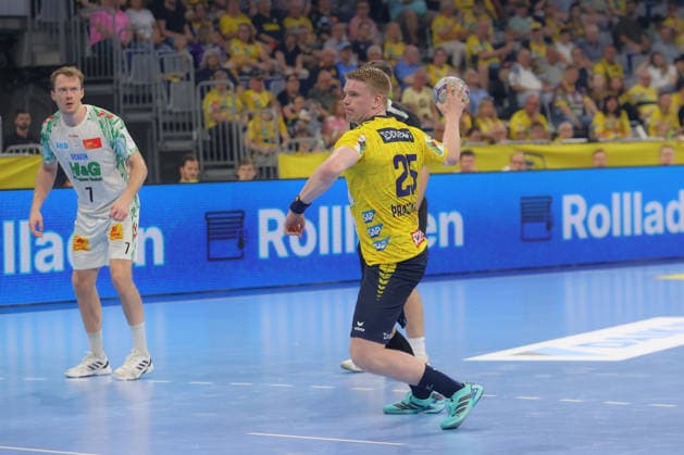 24 05 2026, xtgx, Handball, Daikin HBL, Rhein Neckar Löwen SC Magdeburg v l Haukur Thrastarson Rhein Neckar Loewen, 25 throws goal, Torschuetze, scores goal, Treffer, scores the goal Mannheim