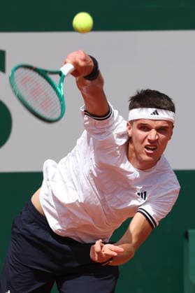 TENNIS : Roland Garros 2026 - 24 05 2026 Titouan Droguet (FRA) Vs Jakub Mensik (CZE) ParisFrance  Copyright: xMichaelxBaucherx