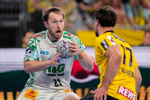 from left Albin Lagergren SCM, 21 , Dani Baijens RNL, 77 , duel, duel, tackle, tackling, dynamics, action, action, 24 05 2026, Mannheim Germany , Handball, Bundesliga, Rhein Neckar Löwen SC Magdeburg xozx