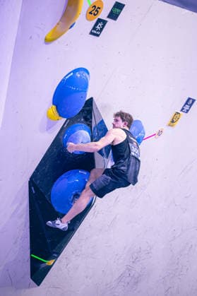 24 05 2026 Climbing Bouldering World Climbing Series Bern 2026 Semifinals Men Colin Duffy USA Bern Bern Expo Switzerland