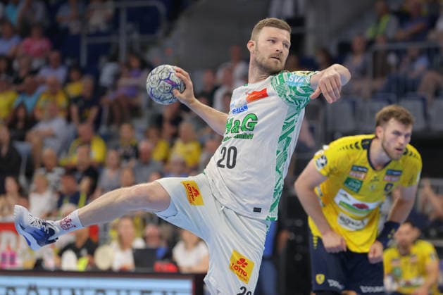 24 05 2026, xtgx, Handball, Daikin HBL, Rhein Neckar Löwen SC Magdeburg v l Philipp Weber Magdeburg, 20 throws goal, Torschuetze, scores goal, Treffer, scores the goal Siebenmeter Mannheim