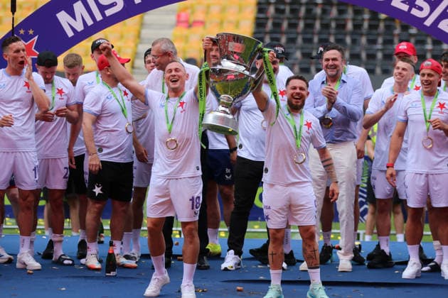 24 05 2026 Soccer Men 2025 2026 Chance League Championship Round 5 Matchday SK Slavia Prague FC Viktoria Pilsen Fortuna Arena Prague Vasil Kusej Prague, 9, purple and Jan Boril Prague, 18, purple lift the championship trophy Prague Prague Germany