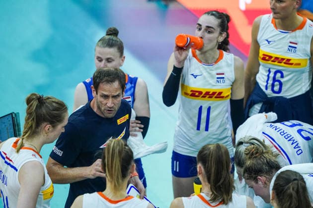 2026-05-24 Netherlands v Germany - Four Nations Cup APELDOORN, NETHERLANDS - MAY 24: Felix Koslowski of The Netherlands, Florien Reesink of The Netherlands, Laura Jansen of The Netherlands during the Four Nations Cup match between Netherlands and Germany at Omnisport on May 24, 2026 in Apeldoorn, Netherlands. Apeldoorn Omnisport Netherlands Content not available for redistribution in The Netherlands directly or indirectly through any third parties. Copyright: xAndrexWeeningx