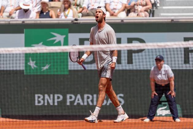 2026-05-24 2026 French Open - Day One PARIS, FRANCE - MAY 24: Karen Khachanov of Russia celebrating his sides win during Day One of the 2026 French Open at Roland Garros on May 24, 2026 in Paris, France. (Photo by Marleen Fouchier BSR Agency) Paris France Content not available for redistribution in The Netherlands directly or indirectly through any third parties. Copyright: xBSRxAgencyx