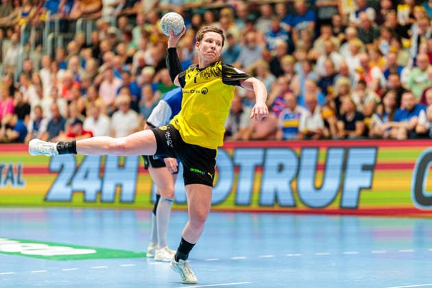 Alina Grijseels Borussia Dortmund, 04 fuehrt einen Siebenmeter aus GER, HSG Blomberg Lippe vs Borussia Dortmund, Handball, 1 Bundesliga Women, Play Offs, Final, Game 2, 24 05 2026 GER, HSG Blomberg Lippe vs Borussia Dortmund, Handball, 1 Bundesliga Women, Play Offs, Final, Game 2, 24 05 2026 Blomberg Copyright: xEibner-Pressefoto JanxRollingerx EP_JSK