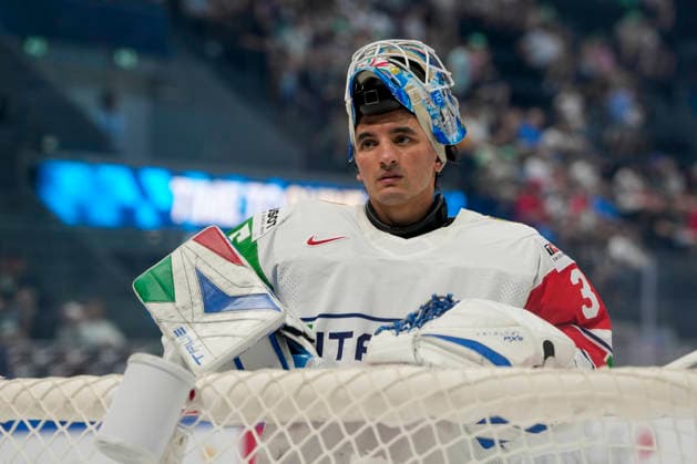 FRIBOURG, SWITZERLAND MAY 24 goalkeeper Davide Fadani of Italy during the 2026 IIHF Ice Hockey World Championship Switzerland game between Denmark and Italy at BCF Arena on May 24, 2026 in Fribourg, Fribourg Fribourg BCF Arena Fribourg Switzerland Copyright: xJustPictures.ch JarixPestelaccix jp-en-EuSpIm-JP6_JAR_Denmark_Italy_24May2026_00020