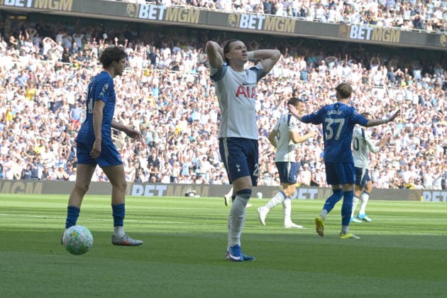 Spurs vs Everton, Premier League Tottenham Hotspur Stadium London.Conor Gallagher of Tottenham Hotspur goes close during the Spurs vs Everton final match of the 2025 26 Premier League season London Tottenham Hotspur Stadium UK Copyright: xMartinxDaltonx Spurs_vs_Everton_240526_MD_092
