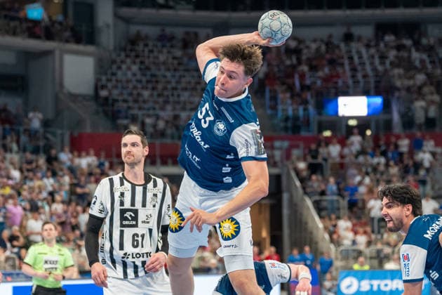 Soeren Steinhaus Bergischer HC 06, 53 at the throw Bergischer HC vs THW KIel, Handball, DAIKIN HBL, 32 Matchday, Season 2025 2026, 24 05 2026 Bergischer HC vs THW Kiel, Handball, DAIKIN HBL, 32 Matchday, Season 2025 2026, 24 05 2026 Duesseldorf Copyright: xEibner-Pressefoto ThomasxHaeslerx EP_THR