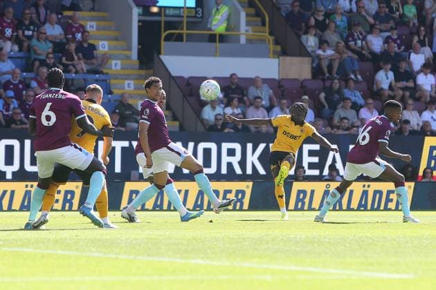 Mateus Mane of Wolves fires in a shot and hits the post Burnley v Wolverhampton Wanderers, Premier League, Football, Turf Moor, Burnley, UK - 24 May 2026Burnley Turf Moor United Kingdom EDITORIAL USE ONLY No use with unauthorised audio, video, data, fixture lists, club league logos or live services. Online in-match use limited to 120 images, no video emulation. No use in betting, games or single club league player publications.  Copyright: xPhilxOldham Shutterstockx 16889832n