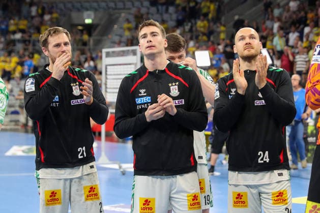 24 05 2026, xgox, Handball Daikin HBL Rhein Neckar Löwen SC Magdeburg emspor, f l Albin Lagergren Magdeburg, 21 , Manuel Zehnder Magdeburg, 8 , Christian O Sullivan Magdeburg, 24 Cheering about the victory, cheering after the end of the game Mannheim