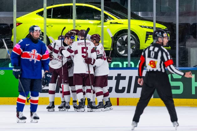 ZURICH, SWITZERLAND - MAY 24: Haralds Egle (Latvia, 97) and team during their 5:0 goal celebration during the Preliminary Round - Group A Match 43 between Great Britain and Latvia at the IIHF Ice hockey, Eishockey World Championship, WM, Weltmeisterschaft 2026, Swiss Life Arena on May 24, 2026 in Zurich, Switzerland. Zurich Switzerland Copyright: xTimoxSteinx