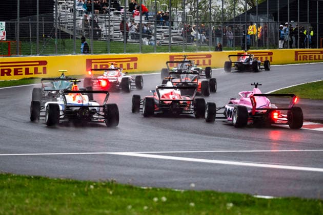AUTO - F1 ACADEMY 2026 - MONTREAL Start of the race during the 2nd round of the 2026 F1 Academy from May 22 to 24, 2026 on the Circuit Gilles Villeneuve, in MontrÃ al, Canada - MontrÃ alCanada  Copyright: xCharlyxLopezx