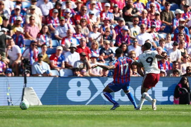 Premier League: Crystal Palace v Arsenal LONDON, UK - 24th May 2026: Gabriel Jesus of Arsenal scores his side s first goal during the Premier League match between Crystal Palace FC and Arsenal FC at Selhurst Park London Selhurst Park England United Kingdom Copyright: xCraigxMercerx xPeakxActionxPhotosx