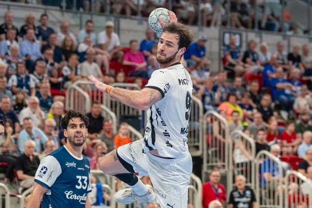 Veron Nacinovic THW Kiel, 93 on throw Bergischer HC vs THW KIel, Handball, DAIKIN HBL, 32 Matchday, Season 2025 2026, 24 05 2026 Bergischer HC vs THW Kiel, Handball, DAIKIN HBL, 32 Matchday, Season 2025 2026, 24 05 2026 Duesseldorf Copyright: xEibner-Pressefoto ThomasxHaeslerx EP_THR