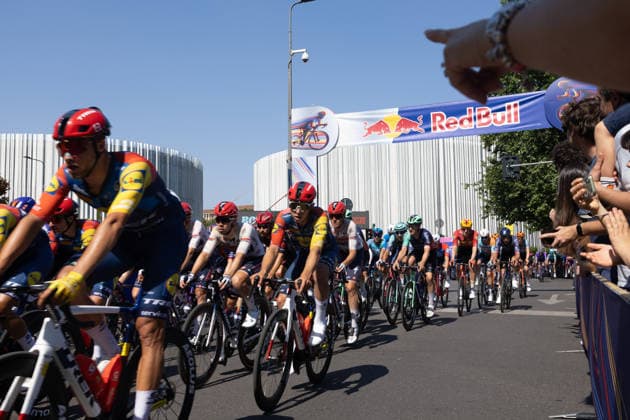 IPA85038798 - Milan, viale tibaldi and viale toscana, 24 05 2026, Giro d Italia passes under bocconi university  Copyright: xFrancescoxEnriquezx xFrancescoxEnriquezx 0857449942st