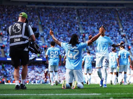 Antoine Semenyo of Manchester City celebrates scoring the opening goal Manchester City v Aston Villa, Premier League, Football, Etihad Stadium, Manchester, UK - 24 May 2026Manchester Etihad Stadium United Kingdom EDITORIAL USE ONLY No use with unauthorised audio, video, data, fixture lists, club league logos or live services. Online in-match use limited to 120 images, no video emulation. No use in betting, games or single club league player publications.  Copyright: xMattxWest Shutterstockx 16889851ab