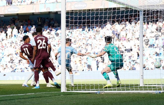 Manchester, England, 24th May 2026. Ollie Watkins of Aston Villa scores the equalising goal (1-1) during the Manchester City vs Aston Villa Premier League match at the Etihad Stadium, Manchester. Picture credit should read: Andrew Yates Sportimage EDITORIAL USE ONLY. No use with unauthorised audio, video, data, fixture lists, club league logos or live services. Online in-match use limited to 120 images, no video emulation. No use in betting, games or single club league player publications. SPI_043_AY_Man_City_Villa SPI-4819-0048