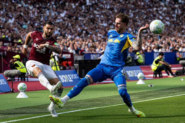 24th May 2026; London Stadium, London, England; Premier League Football, West Ham United versus Leeds United; Taty Castellanos of West Ham crosses the ball into the box past Joe Rodon of Leeds United GodfreyxPitt