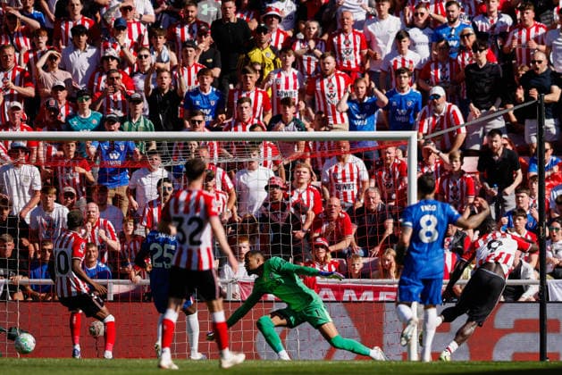 Sunderland v Chelsea, Premier League Brian Brobbey of Sunderland scores his sides second goal of the match 2-0 during the Sunderland v Chelsea Premier League match at the Stadium of Light, Sunderland, England on 24 May 2026 Credit: Craig Cowan Every Second Media Editorial use only. All images are copyright Every Second Media Limited. No images may be reproduced without prior permission. All rights reserved. Premier League and Football League images are subject to licensing agreements with Football DataCo Limited. see https: www.football-dataco.com Copyright: xIMAGO EveryxSecondxMediax ESM-2012-0053 CraigxCowanx xEveryxSecondxMediax