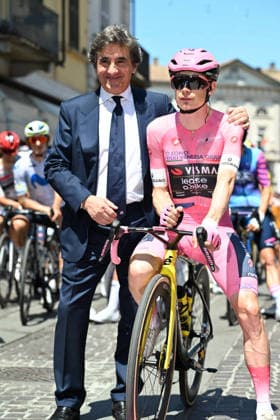 24-05-2026 Giro D italia; Tappa 15 Voghera - Milano; 2026, Visma - Lease A Bike; Vingegaard, Jonas; Cairo, Urbano; Voghera; 