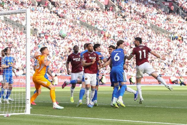 LONDON, ENGLAND, MAY 24: Taty Castellanos of West Ham United scores a header during the FA Cup match between West Ham United and Leeds United at London Stadium on May 24th, 2026 in London, England (Photo by Alexander Canillas Sports Press Photo)  Copyright: xAlexanderxCanillas SPPx Sportspressphoto_154114