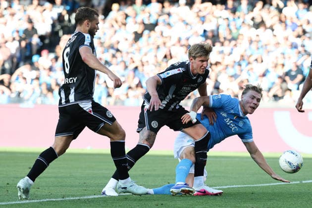 Thomas Kristensen of Udinese Calcio and Rasmus Hojlund of SSC Napoli compete for the ball during the Serie A 2025 2026 football match between SSC Napoli and Udinese Calcio at Diego Armando Maradona stadium in Naples (Italy), May 24, 2026. cesarexpurini