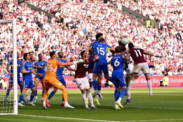 West Ham United v Leeds United, Premier League West Ham United forward Valentin Castellanos (11) scores the first goal for West Ham United during the Premier League match between West Ham United and Leeds United at the London Stadium, London, UK, on 24 May 2026. London London Stadium UK Editorial use only DataCo restrictions apply See www.football-dataco.com , Copyright: xPaulxBockingx PSI-24301-0045