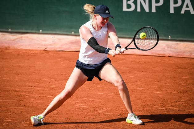 May 24, 2026, Paris, France, France: Francesca JONES of Great Britain during the first day of the Roland-Garros 2026, French Open 2026, Grand Slam tennis tournament at Roland-Garros Stadium on May 24, 2026 in Paris, France. Paris France - ZUMAm308 20260524_zsp_m308_050 Copyright: xMatthieuxMirvillex
