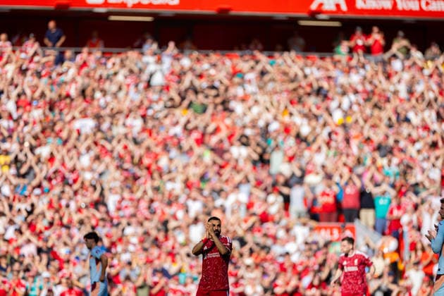 Football - FA Premier League - Liverpool FC v Brentford FC LIVERPOOL, ENGLAND - Sunday, May 24, 2026: Liverpool s Mohamed Salah applauds the Anfield crowd for one final time during the FA Premier League match between Liverpool FC and Brentford FC at Anfield. (Photo by David Rawcliffe Propaganda) LIVERPOOL Anfield MERSEYSIDE ENGLAND  Copyright: xDavidxRawcliffex P2026-05-24-Liverpool_Brentford-76