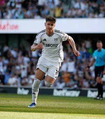 Tom Cairney celebrates scoring the 2nd Fulham goal Fulham v Newcastle United, Premier League, Football, Craven Cottage, London, UK - 24 May 2026London Craven Cottage United Kingdom EDITORIAL USE ONLY No use with unauthorised audio, video, data, fixture lists, club league logos or live services. Online in-match use limited to 120 images, no video emulation. No use in betting, games or single club league player publications.  Copyright: xMattxImpey Shutterstockx 16889842dq