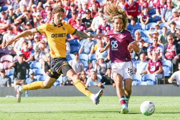 BURNLEY, ENGLAND - MAY 24: Hannibal Mejbri of Burnley controls the ball during the Premier League match between Burnley and Wolverhampton Wanderers at Turf Moor on May 24, 2026 in Burnley, England.  Copyright: xSeanxChandlerx xSPPx Sportspressphoto_154126