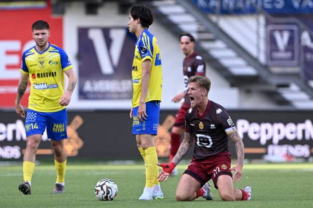 Sint-Truidense VV v KV Mechelen - Jupiler Pro League Champions Play-Off SINT-TRUIDEN, BELGIUM - MAY 24 : Goto Keisuke forward of Sint-Truidense VV and Hammar Fredrik midfielder of KV Mechelen during the Jupiler Pro League Champions Play-Off match between Sint-Truidense VV and KV Mechelen on May 24, 2026 in Sint-Truiden, Belgium, 24 05 2026 Sint-Truiden Belgium  Copyright: xDhax