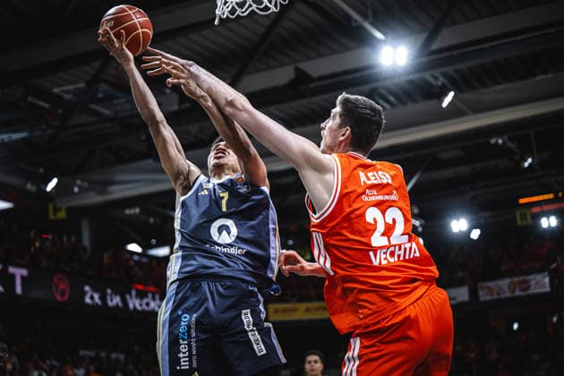 1 Basketball Bundesliga, easyCredit BBL, Season 2025 2026, Men, Playoffs, Quarterfinals, Game 4, 24 05 2026, RASTA Vechta ALBA Berlin Jack Kayil 7 ALBA BERLIN at basketball Vechta RASTA Dome Lower Saxony Germany