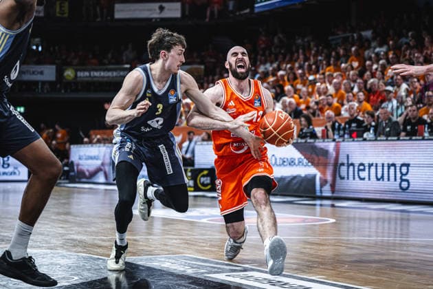 1 Basketball Bundesliga, easyCredit BBL, Season 2025 2026, Men, Playoffs, Quarterfinals, Game 4, 24 05 2026, RASTA Vechta ALBA Berlin Tommy Kuhse 12 RASTA Vechta in action Vechta RASTA Dome Lower Saxony Germany