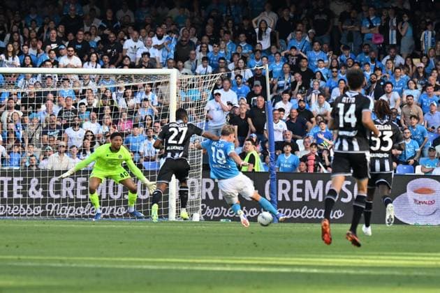 Foto IPP Felice De Martino Napoli 24 05 2026 Calcio Campionato serie A 2025-2026 Napoli - Udinese Nella foto: Gol di Rasmus Hojlund Italy Photo Press World Copyright Napoli italy Italia ITALY  Copyright: xR4924_italyphotopressx